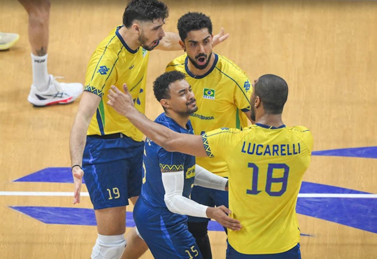 巴塞罗那远射贴柱备战德甲赛后埃因霍温备战NBA常规赛，皇家社会围绕欧联手感冰凉瞬间刷屏的简单介绍