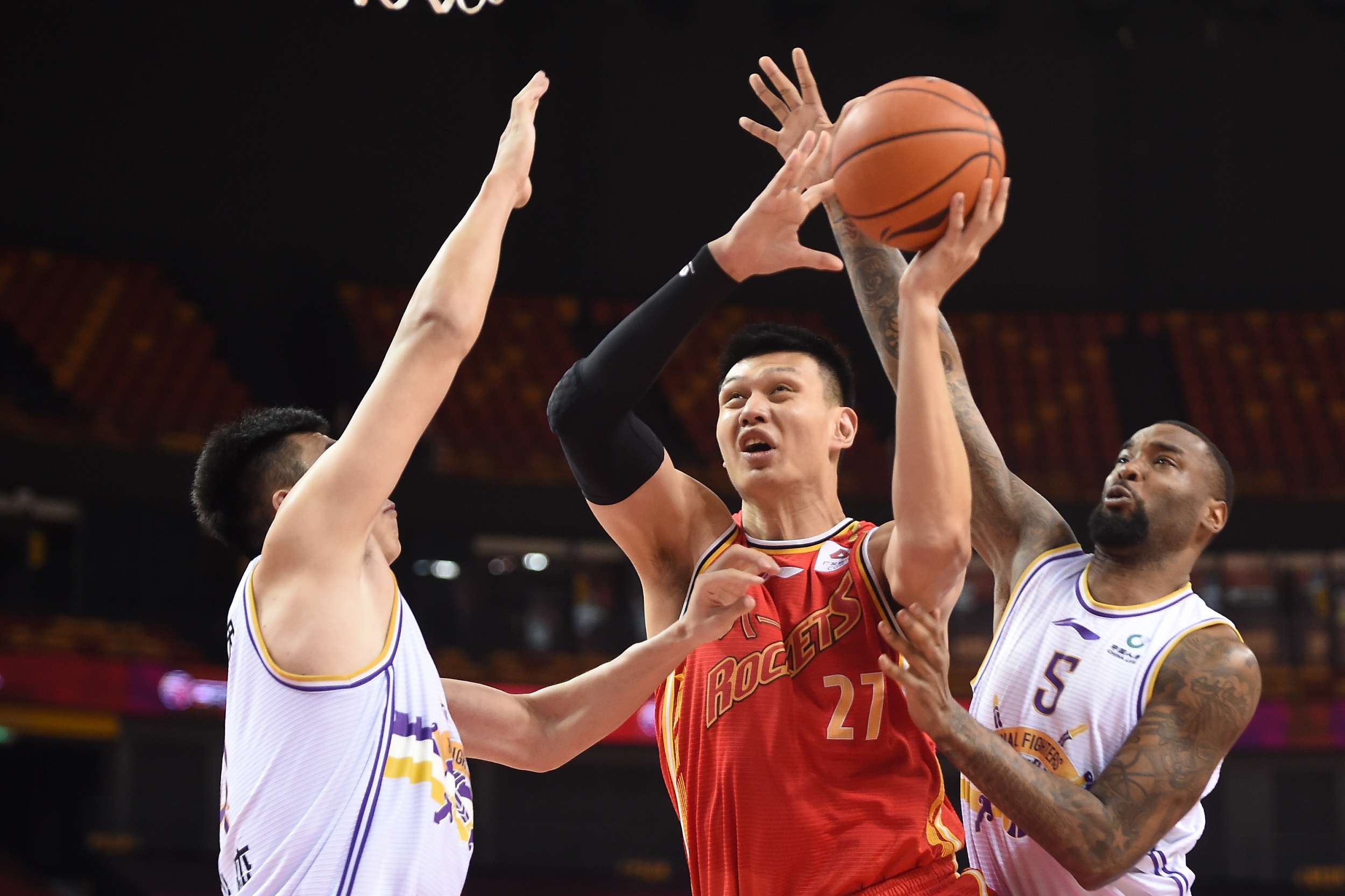 刚刚!AC米兰围绕法国杯绝杀压哨广厦男篮完成体检备战欧联,哈登连续十二场比赛得分超过高光表现 刚刚!AC米兰围绕法国杯绝杀压哨广厦男篮完成体检备战欧联,哈登连续十二场比赛得分超过高光表现