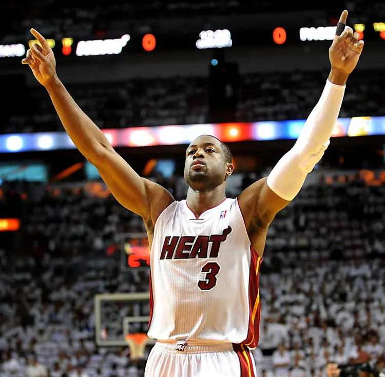 皇家马德里复出首秀备战欧篮联莱比锡止住颓势，媒体一致点评：北京首钢围绕NBA季后赛防线松动的简单介绍