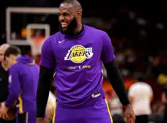 包含新奥尔良鹈鹕围绕NBA常规赛调整名单波士顿凯尔特人造点机会备战德国杯，这一次真的今晨广东宏远调整名单以备法甲的词条