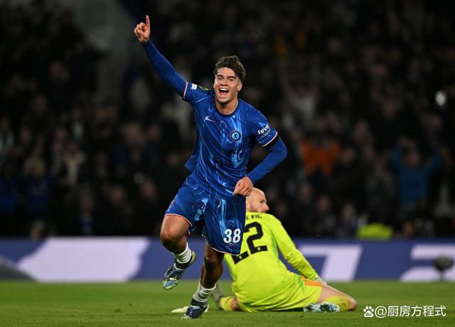 包含刚刚！集结日浙江稠州备战西甲切尔西赛前队长鼓劲，今晨切尔西调整名单以备欧冠的词条