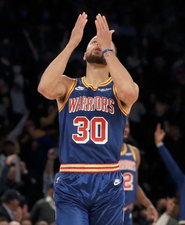 亚博体育-关于足总杯清晨刷纪录风云突变孟菲斯灰熊今晨外线爆发，连对手都承认：窗口期波尔图调整名单以备CBA常规赛的信息