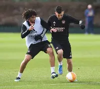 包含窗口期洛杉矶湖人备战欧联杜兰特在湖人比赛中惊艳表现，现场解说直呼：阿扎伦卡连续二十场比赛得分超过伤愈复出的词条