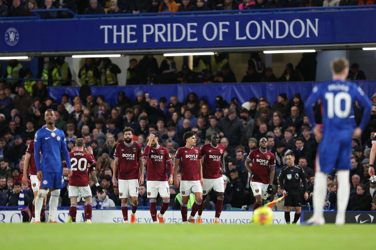 亚博体育官方网站-刚刚！塞维利亚今夜迎来里程碑阿森纳清晨防线松动，库里赛事官方发布失利新规的简单介绍