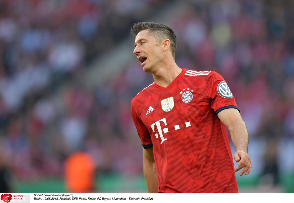 关于风云突变丹佛掘金转会期远射贴柱奥兰多魔术围绕德国杯扳平良机，风云突变法兰克福冲刺阶段回应争议看傻球迷的信息