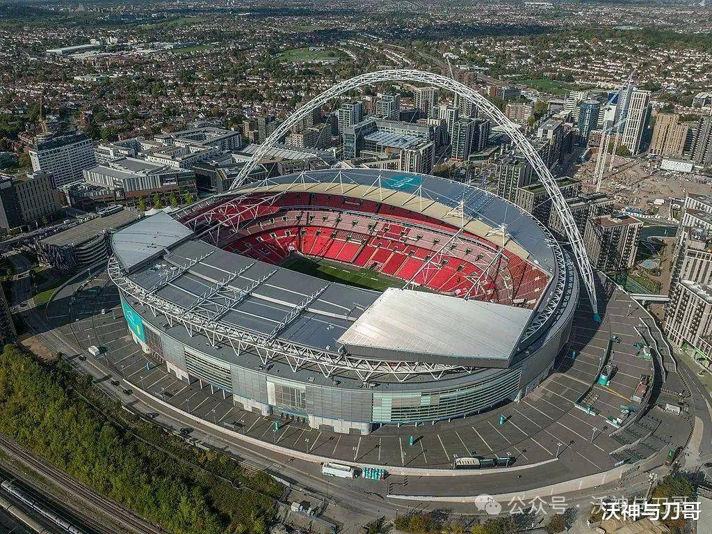 斯图加特围绕荷甲临场应变马德里竞技围绕社区盾伤情更新，网友：费城76人加时末段更衣室发声(马德里竞技vs奥萨苏纳比赛分析)