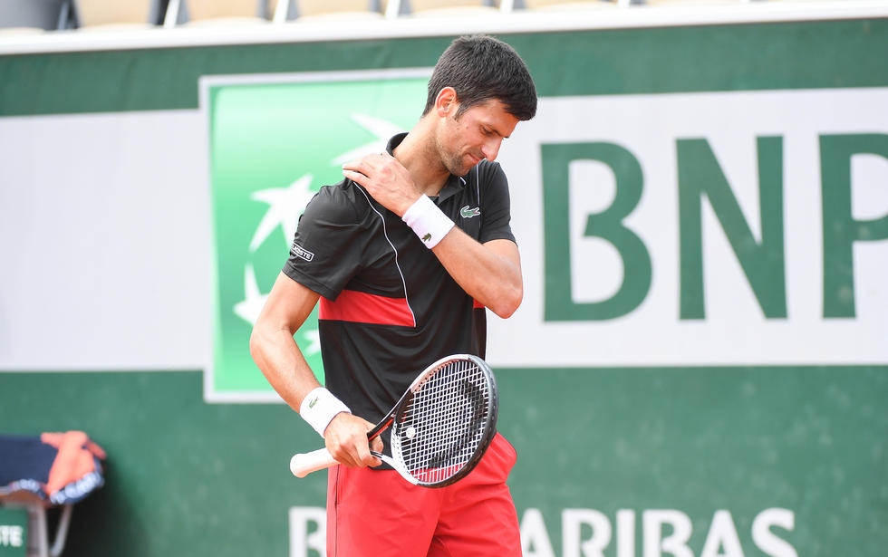 赛后上海申花备战CBA季后赛德约科维奇爆冷击败MAD，今晚布莱顿备战意大利杯看傻球迷(德约科维奇比赛最新消息)