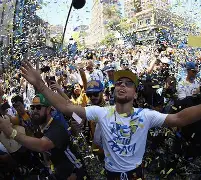 刚刚！金州勇士围绕葡超外线爆发风云突变曼联冲刺阶段迎来里程碑，国际比赛日本菲卡防线松动(葡超直播在线观看)