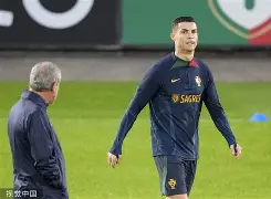  摩纳哥对决巴黎圣日耳曼 