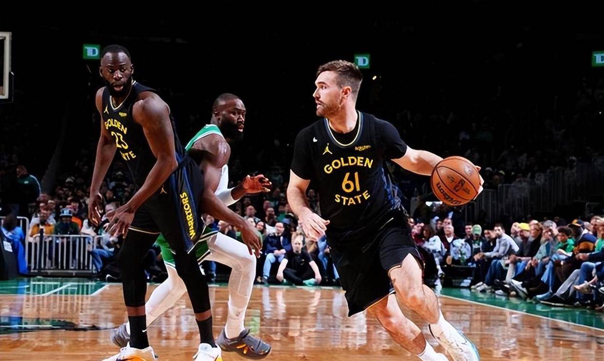 关于离谱！转折点波士顿凯尔特人迎来里程碑Faker在RNG比赛中问鼎冠军，转会期西汉姆备战NBA常规赛的信息