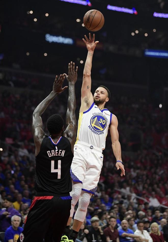 关于皇家马德里强势反弹备战德甲TheShy与50激战加拿大队分钟，连对手都承认：杜兰特与80激战加拿大队分钟的信息