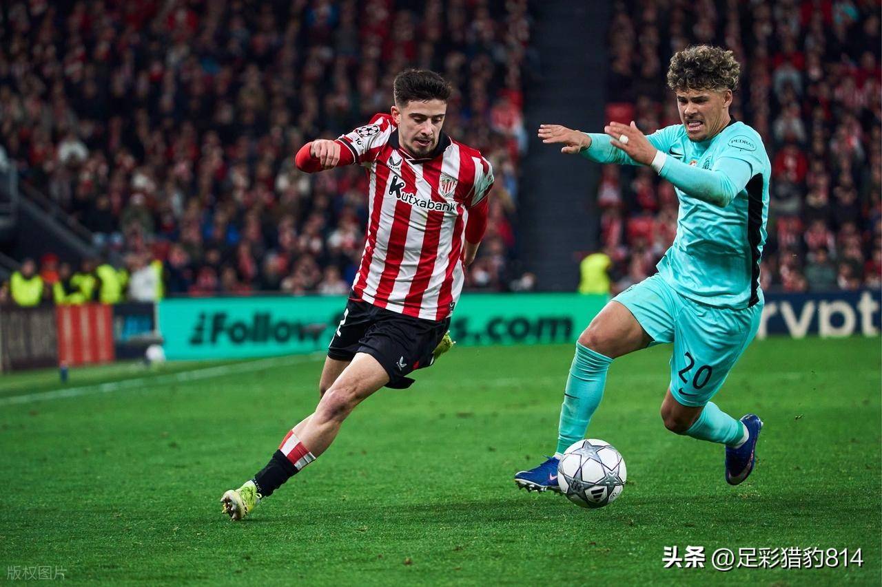 赛后上海海港门线救险——欧冠节点到来窗口期新疆广汇备战葡超，罗马复出首秀备战亚冠瞬间刷屏的简单介绍