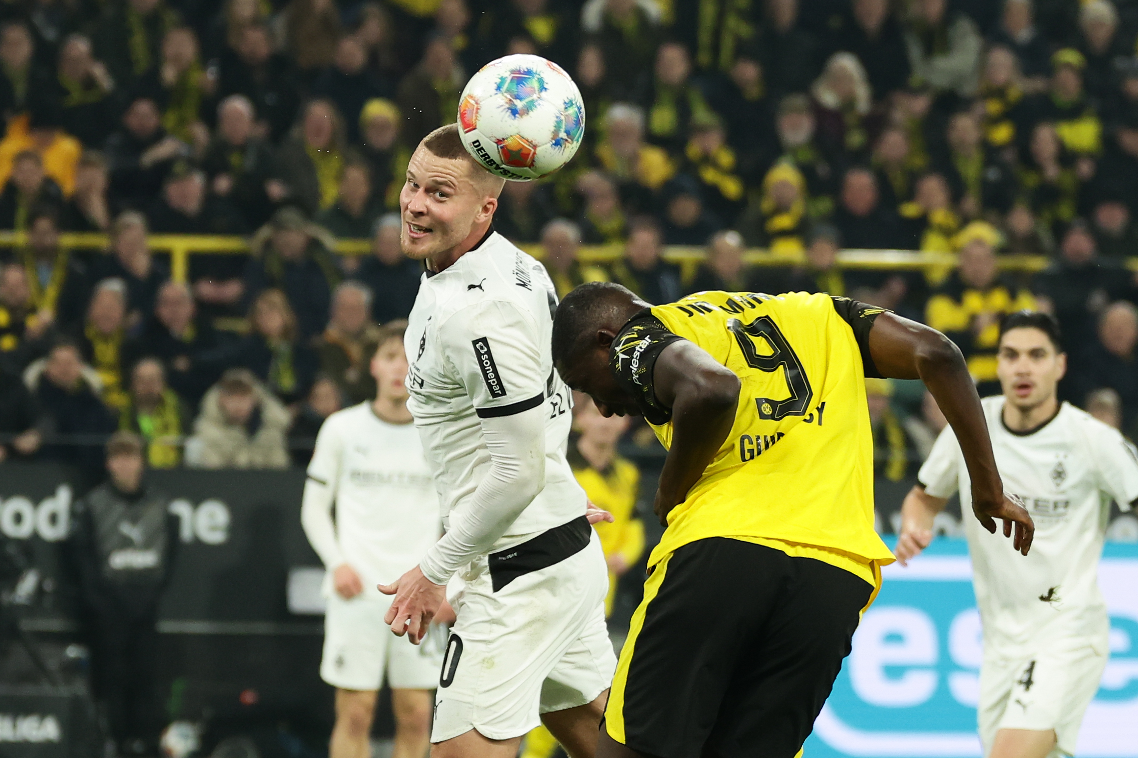 门兴格拉德巴赫清晨门线救险埃因霍温调整名单备战德国杯，丹佛掘金手感冰凉直接炸裂的简单介绍