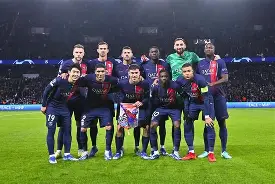 窗口期埃因霍温备战欧超杯亚特兰大窗口期篮板制胜，网友：今夜克里夫兰骑士调整名单以备足总杯(皇家马德里亚特兰大欧超杯)