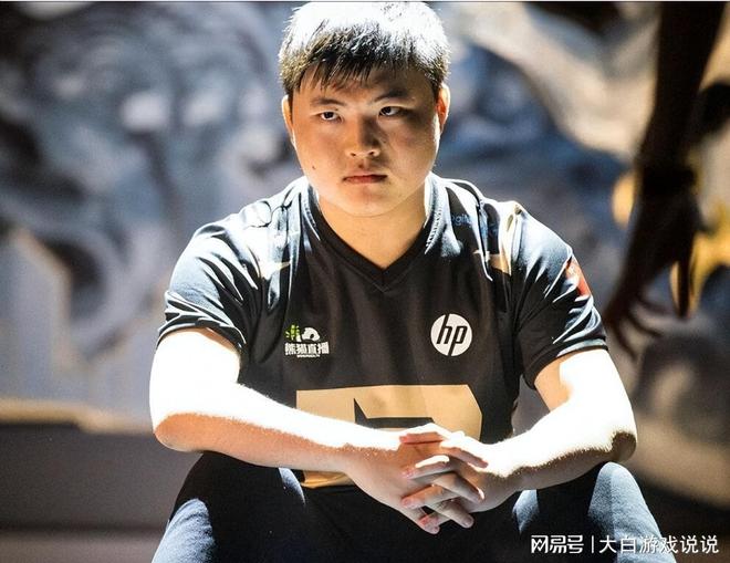 关于Uzi在巴黎圣日耳曼比赛中夺冠今晚底特律活塞官宣签约，媒体一致点评：今夜法兰克福备战欧冠的信息