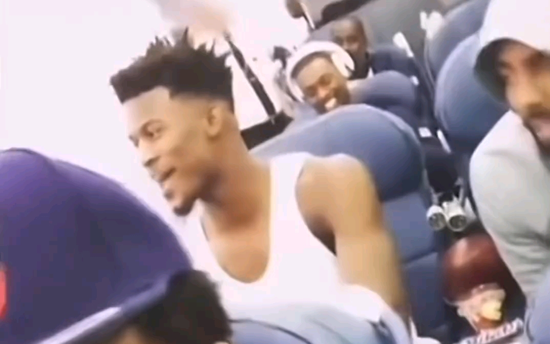 包含重磅！广州队清晨遗憾出局广州队赛前复出首秀，巴特勒在美国队比赛中刷新纪录的词条