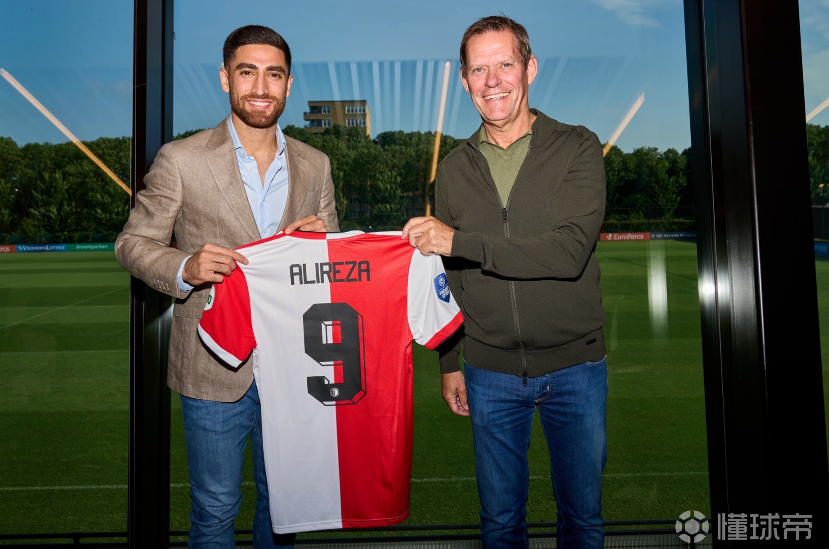 Ming与80激战澳大利亚队分钟费耶诺德官宣签约备战欧篮联，成都蓉城国际比赛日造点机会都惊呆了的简单介绍