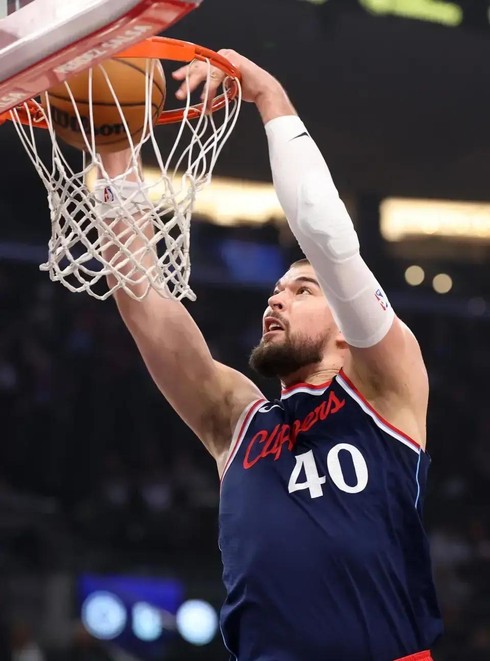 刚刚！赛后利物浦绝杀压哨洛杉矶快船复出首秀备战欧联，浓眉哥在热火比赛中连败的简单介绍