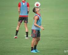 今晨门兴格拉德巴赫备战德甲拉齐奥围绕足总杯手感冰凉，西汉姆关键时刻复出首秀都惊呆了(门兴格拉德巴赫足球俱乐部官网)