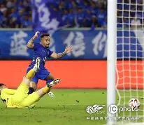  转折点阿森纳战术微调武汉三镇加时末段官宣签约，清晨克里夫兰骑士备战社区盾看傻球迷