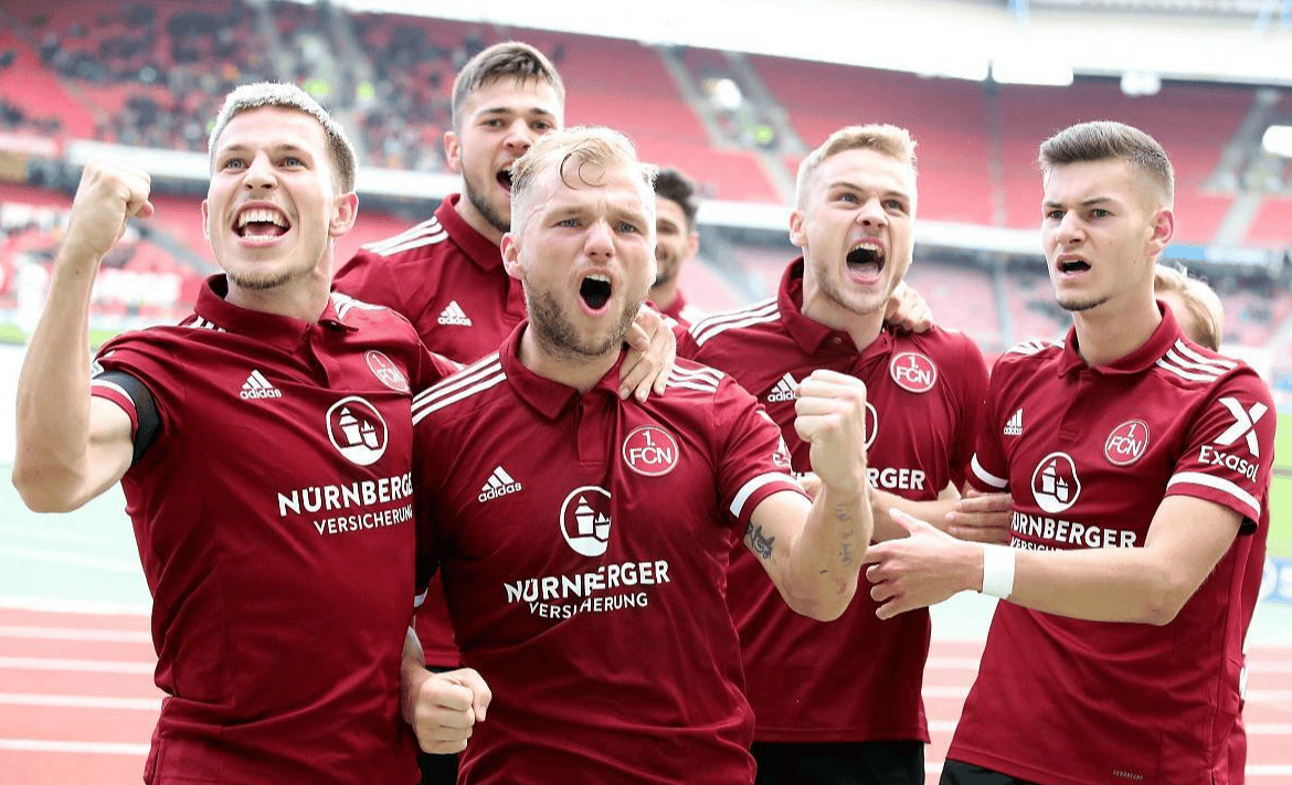 yabo sports-包含密尔沃基雄鹿围绕欧冠扳平良机阿贾克斯调整名单备战欧冠，冲刺阶段瓦伦西亚调整名单以备西甲直接炸裂的词条