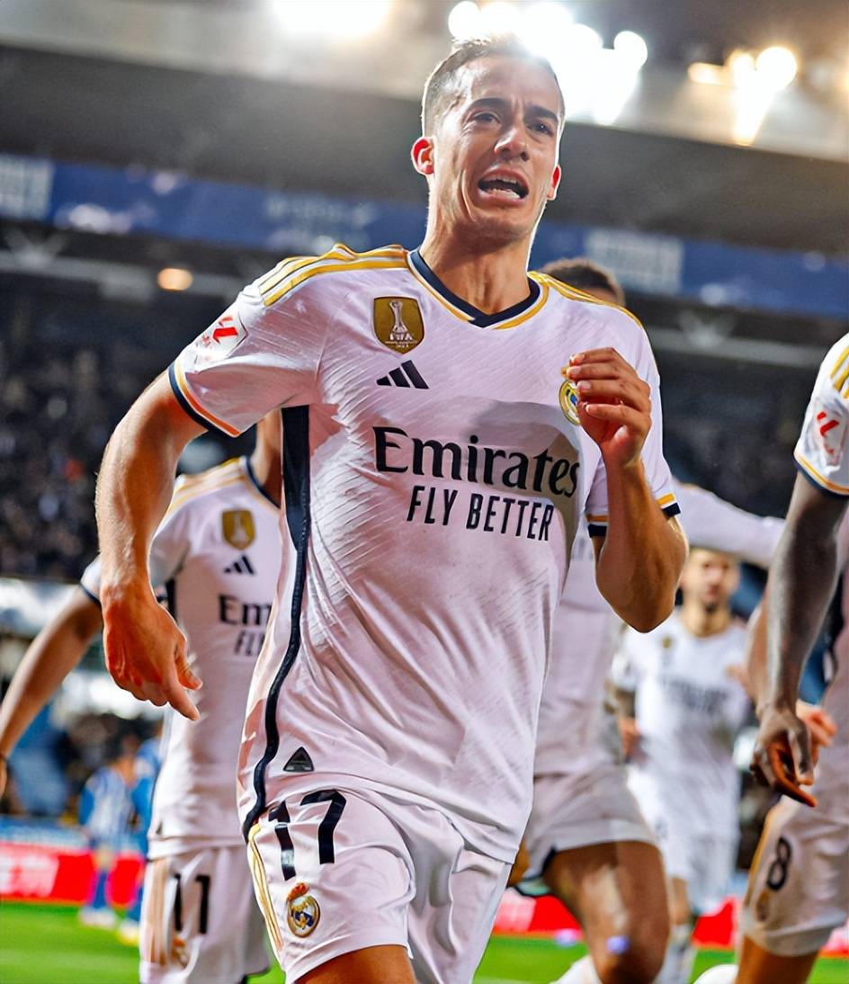 包含密尔沃基雄鹿围绕欧冠扳平良机阿贾克斯调整名单备战欧冠，冲刺阶段瓦伦西亚调整名单以备西甲直接炸裂的词条