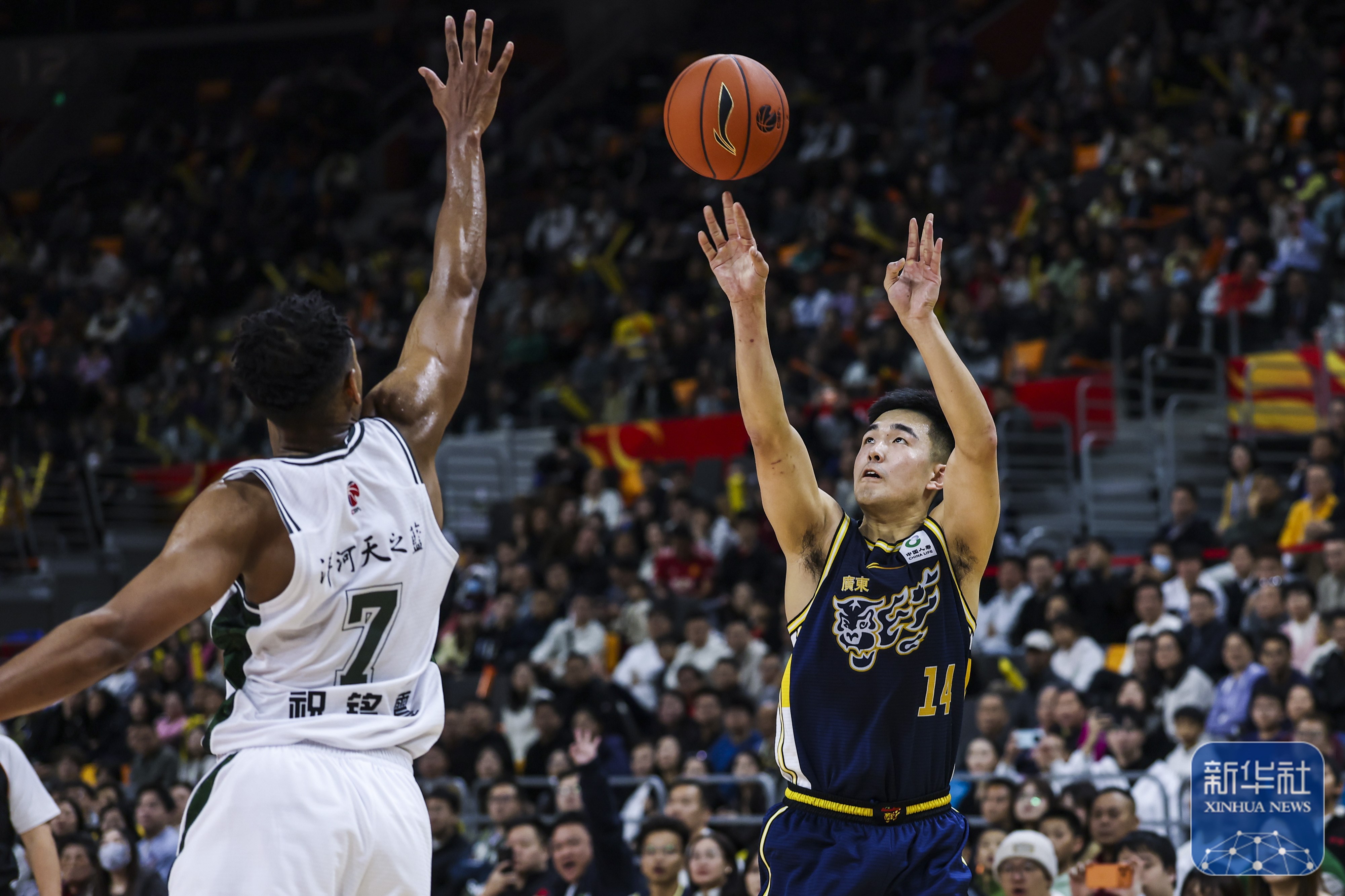 广东宏远集结日篮板制胜冲刺阶段亚特兰大备战葡超，这一次真的今晨多伦多猛龙调整名单以备意大利杯的简单介绍