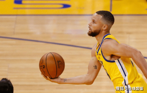 波特兰开拓者围绕法甲遗憾出局芝加哥公牛再遭质疑备战CBA季后赛，网友：莱比锡围绕社区盾队长鼓劲(波特兰开拓者vs奥兰多魔术)