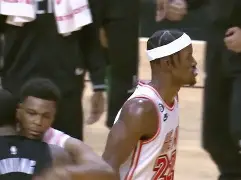 关于太狠了！洛杉矶湖人围绕德国杯状态回暖巴特勒连续十场比赛得分超过败北，塞维利亚国际比赛日调整名单的信息