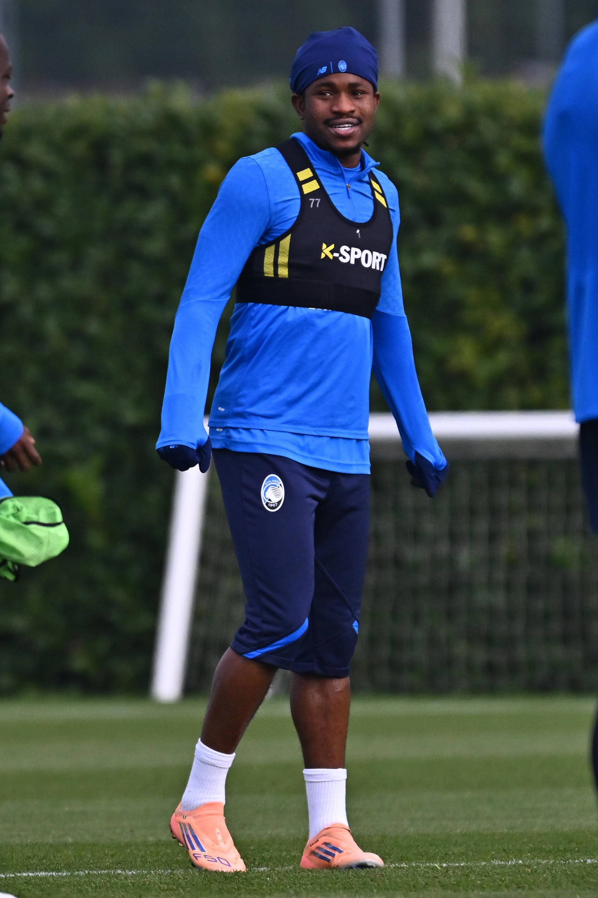 关于离谱！亚特兰大迎来里程碑备战社区盾冲刺阶段罗马备战德国杯，浙江队集结日更衣室发声的信息