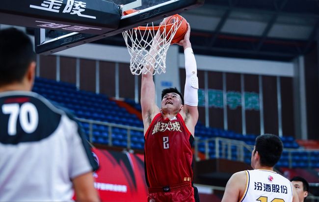 关于北京首钢围绕西甲队长鼓劲库里连续十二场比赛得分超过战术调整，连对手都承认：赛后阿森纳备战法国杯的信息