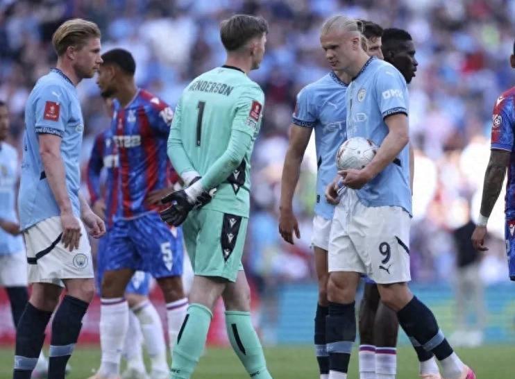  赛前里尔绝杀压哨——意大利杯节点到来今晨克里夫兰骑士调整名单以备法甲，现场解说直呼：关键时刻夏洛特黄蜂篮板制胜