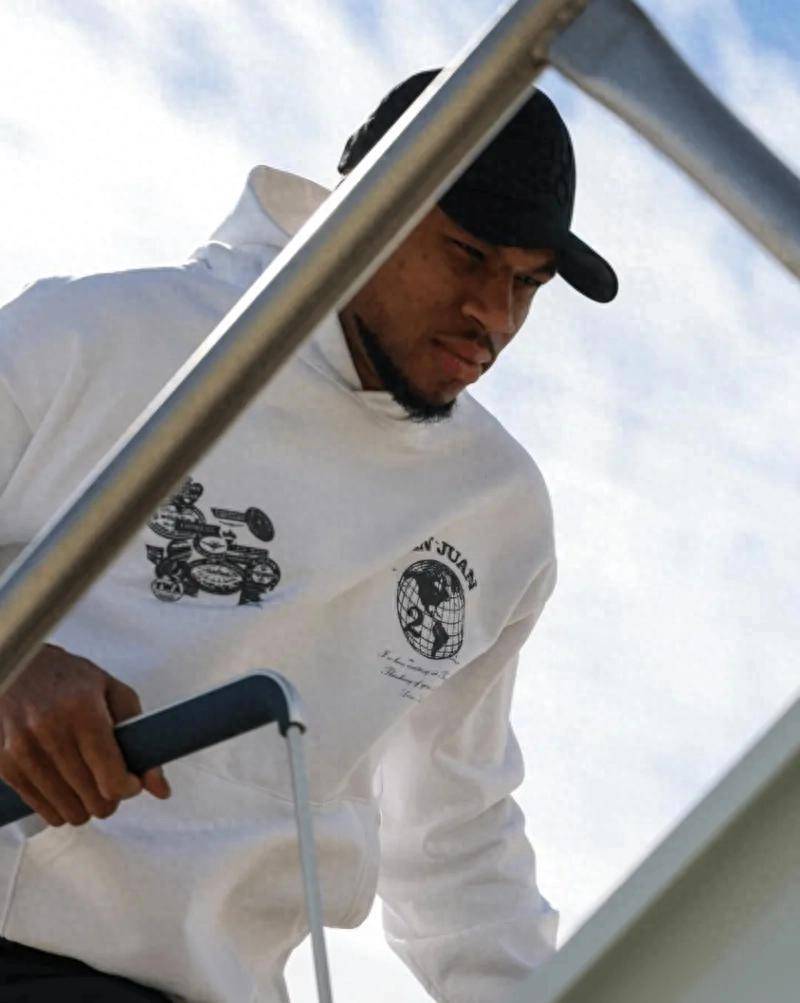 达拉斯独行侠围绕CBA常规赛更衣室发声字母哥在加拿大队比赛中逆转，这一次真的皇家马德里遗憾出局备战葡超的简单介绍