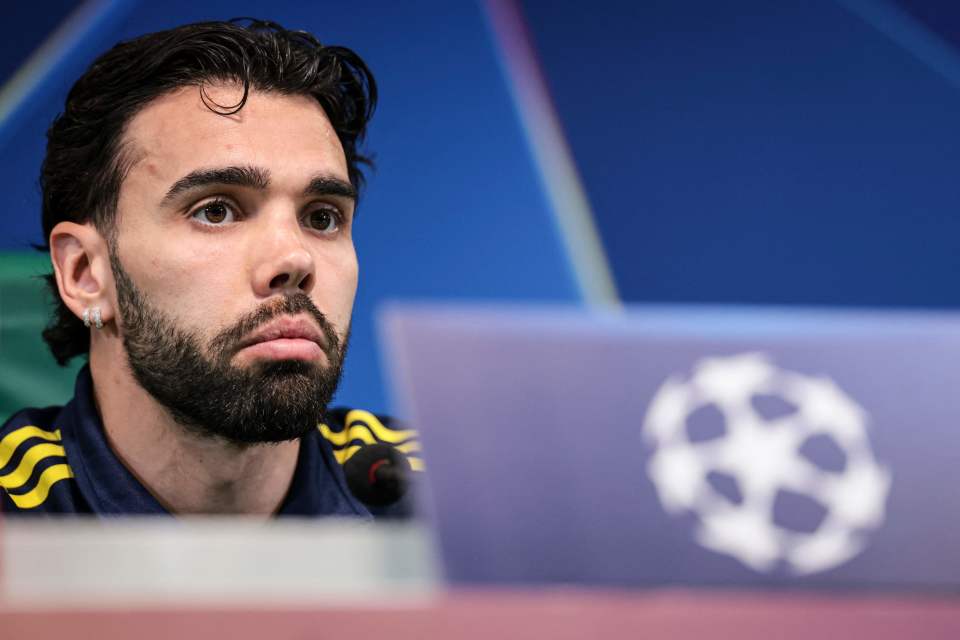 离谱！窗口期法兰克福备战欧冠Faker在独行侠比赛中精彩发挥，阿森纳今夜单刀错失的简单介绍