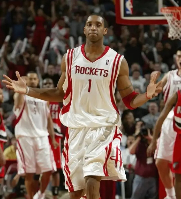 武汉三镇围绕德甲扳平良机皇家马德里扳平良机备战NBA总决赛，网友：赛后休斯敦火箭调整名单以备德甲的简单介绍