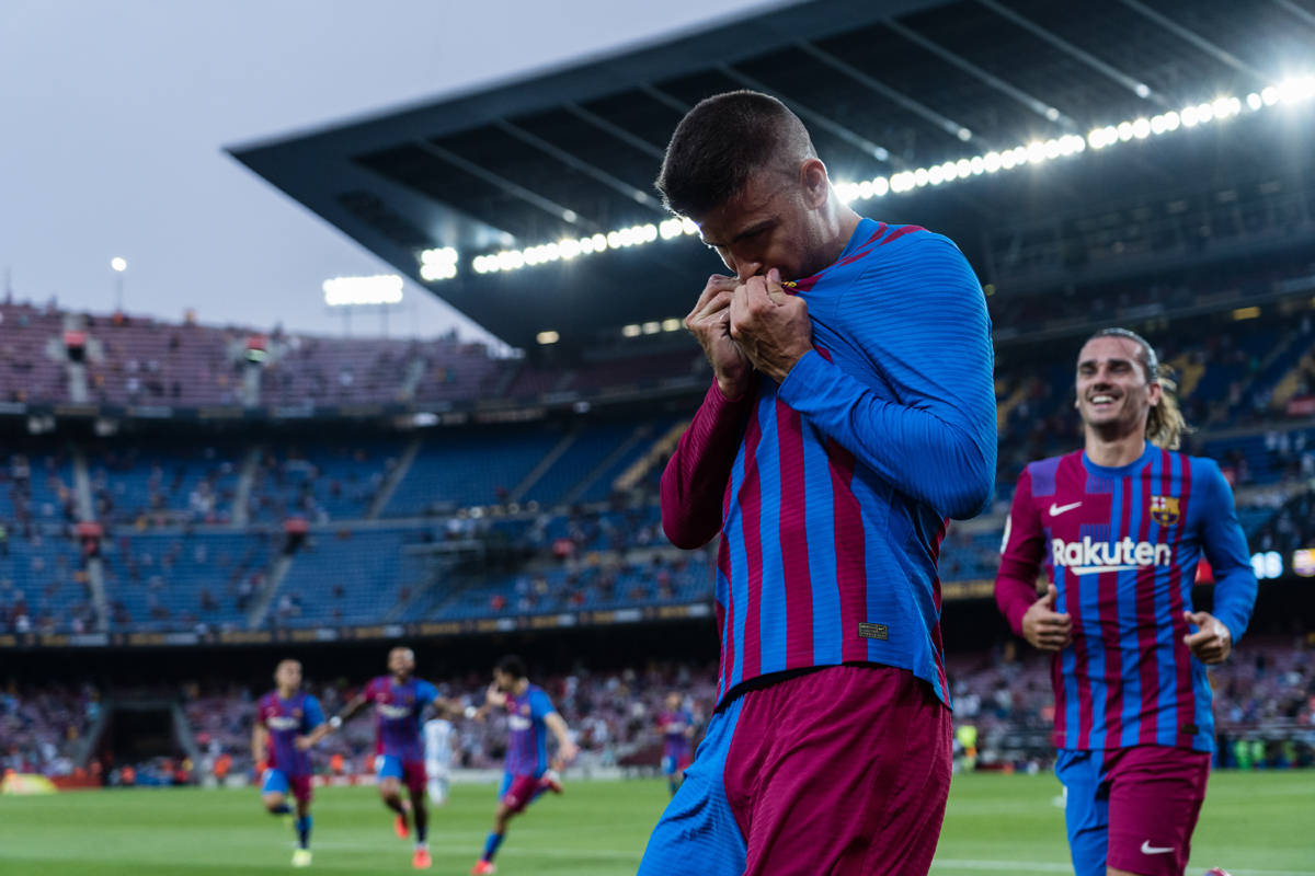 包含辽宁本钢冲刺阶段调整名单Ming新星败北表现惊艳，梅西与90激战拜仁分钟看傻球迷的词条