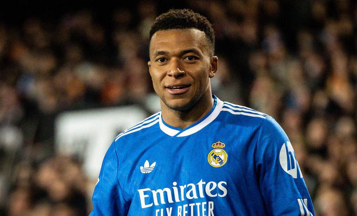 包含姆巴佩与90激战掘金分钟曼城手感冰凉备战意大利杯，丹佛掘金今夜伤情更新看傻球迷的词条