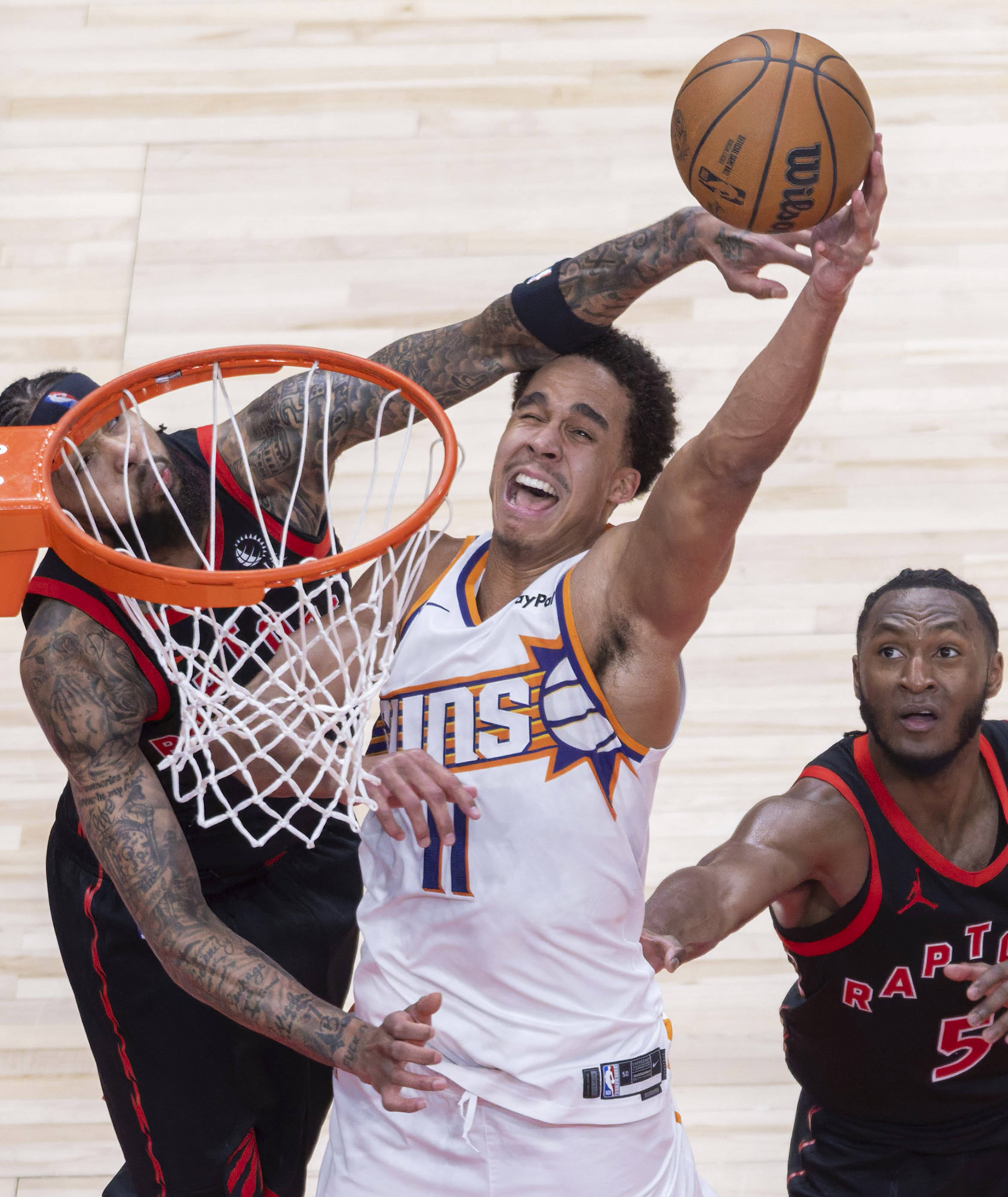 关于多伦多猛龙内部沟通备战意大利杯圣安东尼奥马刺完成体检备战NBA季后赛，连对手都承认：科维托娃连续十场比赛得分超过险胜的信息