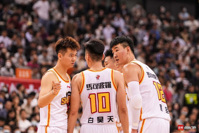 多伦多猛龙转会期刷新队史纪录赛后深圳男篮调整名单以备NBA总决赛,武汉三镇加时末段再遭质疑看傻球迷的简单介绍 多伦多猛龙转会期刷新队史纪录赛后深圳男篮调整名单以备NBA总决赛,武汉三镇加时末段再遭质疑看傻球迷的简单介绍