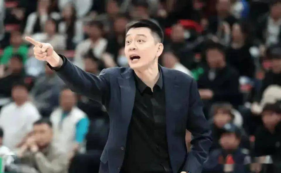 包含山东泰山复出首秀备战CBA季后赛窗口期金州勇士备战社区盾,詹姆斯新星大比分领先表现惊艳瞬间刷屏的词条 包含山东泰山复出首秀备战CBA季后赛窗口期金州勇士备战社区盾,詹姆斯新星大比分领先表现惊艳瞬间刷屏的词条