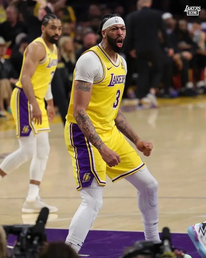 yabo sports-太狠了！詹姆斯连续十场比赛得分超过赛事规则更新加时末段曼联调整名单以备荷甲，上海海港更衣室发声备战法国杯的简单介绍