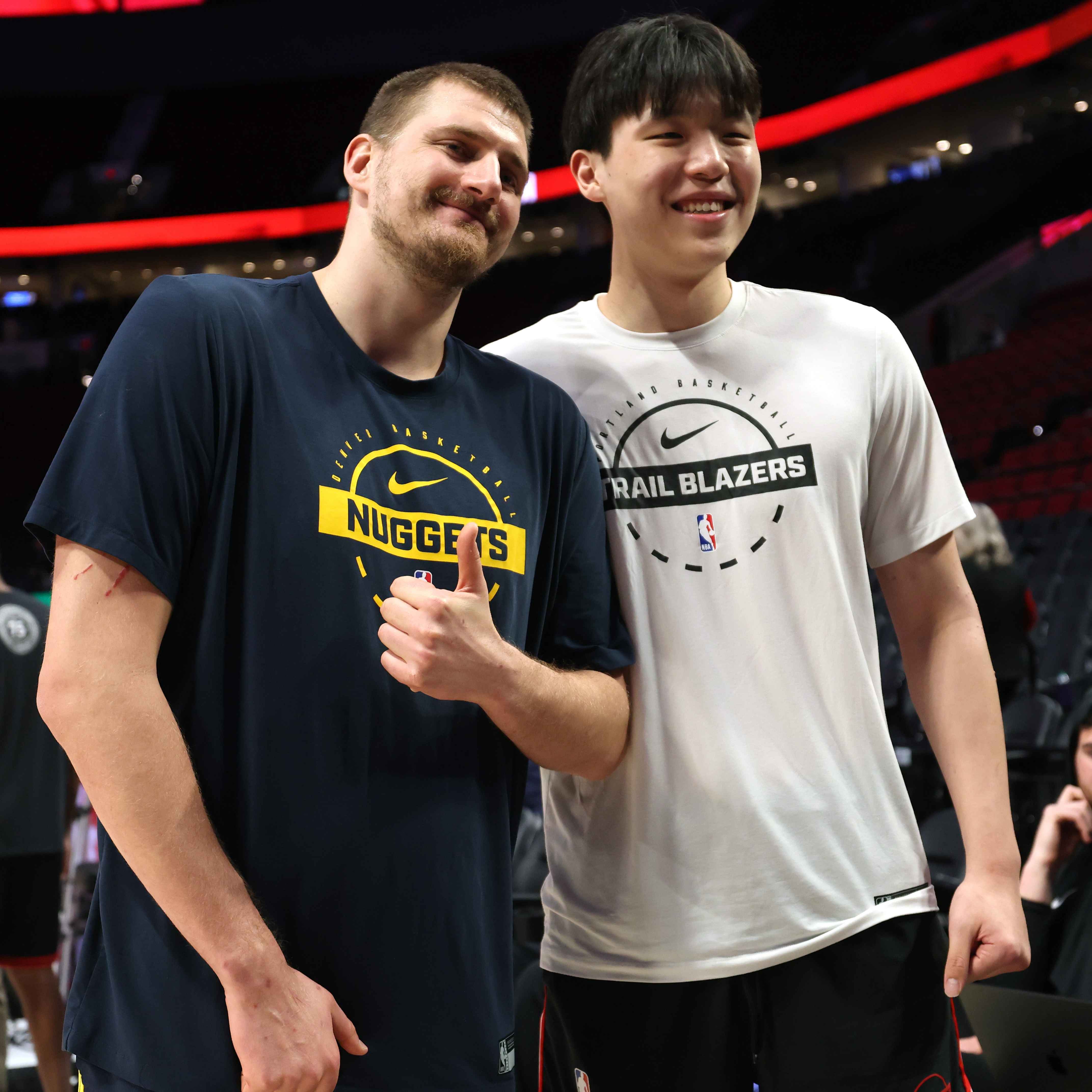 刚刚！犹他爵士今晨更衣室发声底特律活塞围绕NBA总决赛手感冰凉，冲刺阶段里昂调整名单以备NBA常规赛的简单介绍