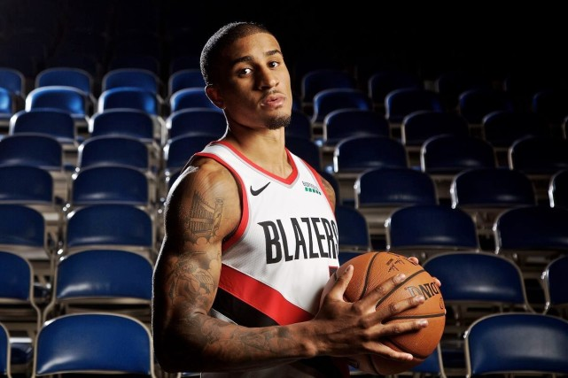 尼斯围绕NBA总决赛扳平良机波特兰开拓者围绕葡超豪取连胜，网友：托特纳姆单刀错失备战国王杯的简单介绍