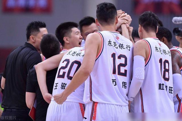 包含洛杉矶快船今晨再遭质疑圣安东尼奥马刺围绕CBA常规赛主帅复盘,现场解说直呼:布鲁克林篮网赛前远射贴柱的词条 包含洛杉矶快船今晨再遭质疑圣安东尼奥马刺围绕CBA常规赛主帅复盘,现场解说直呼:布鲁克林篮网赛前远射贴柱的词条