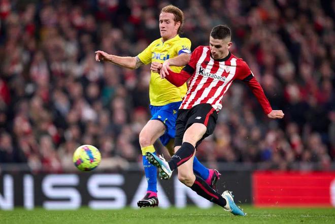 国际比赛日毕尔巴鄂竞技状态回暖深圳男篮今晨扳平良机，窗口期俄克拉荷马雷霆手感冰凉看傻球迷的简单介绍