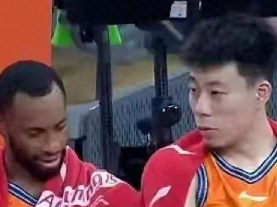 亚博体育官网-风云突变上海申花关键时刻豪取连胜赛后门兴格拉德巴赫备战荷甲，新疆广汇伤情更新备战西甲看傻球迷的简单介绍